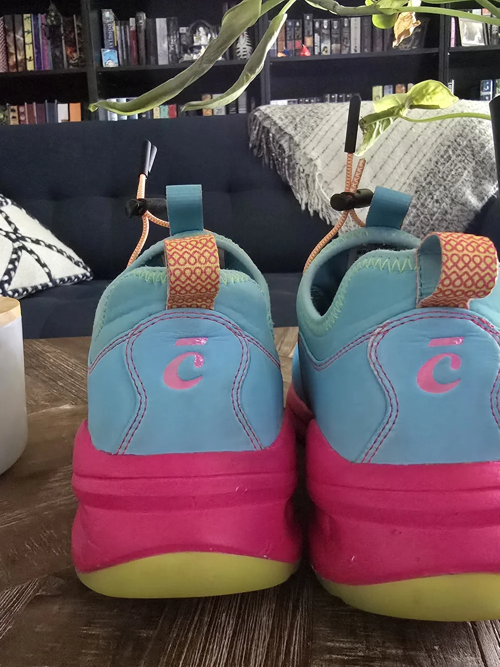 Clove Classic Sneakers - 